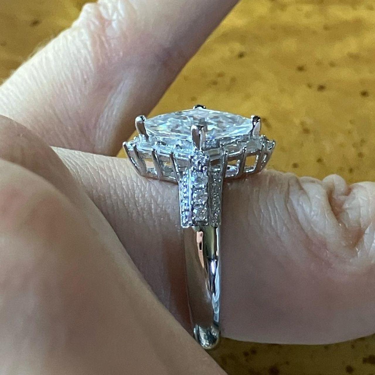 Women's Ring - Silver – This elegant ring feature… - image 3