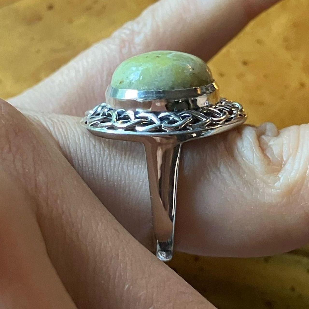 Women's Ring - Silver – This pretty ring features… - image 3