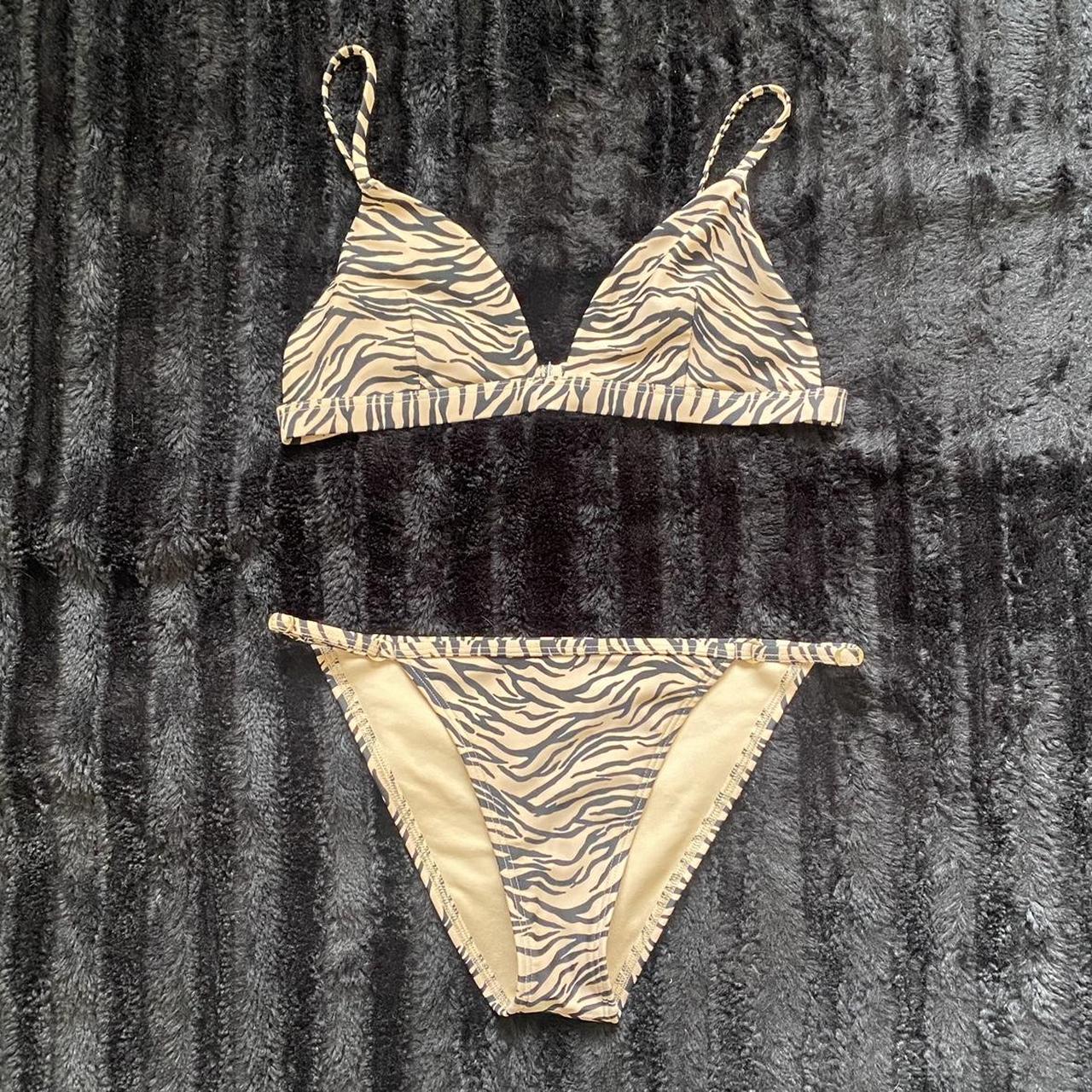 Hollister clearance leopard bikini