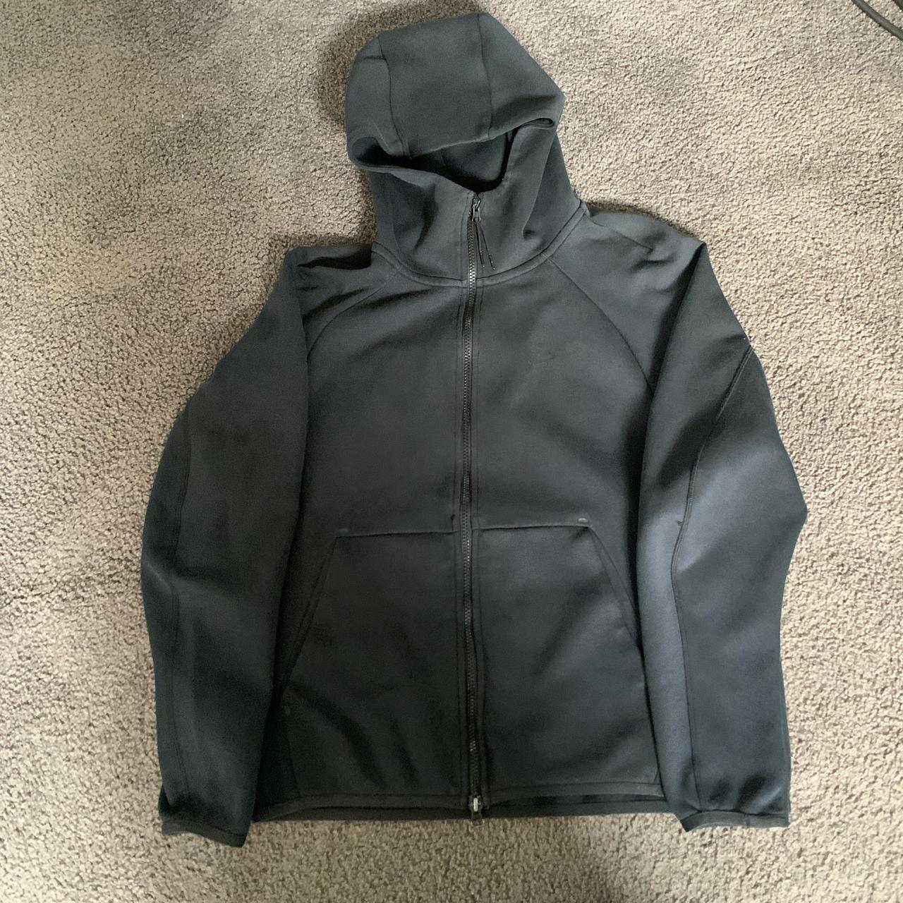 Black Nike tech fleece Size medium Great condition - Depop