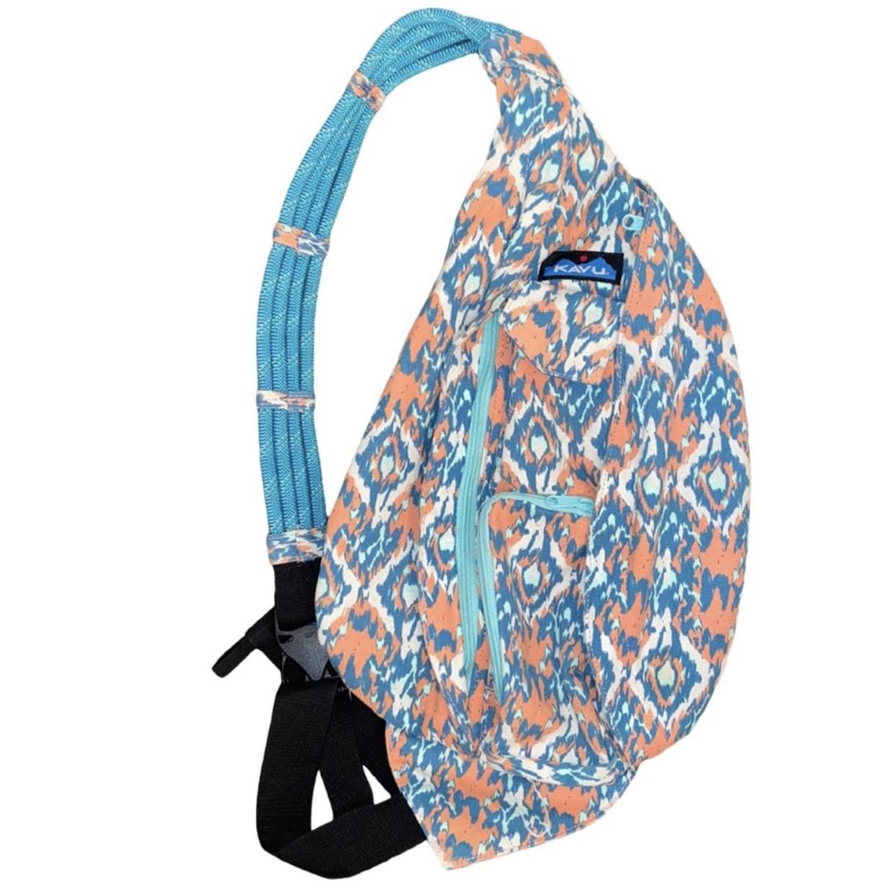 Kavu Sling Bag in Beach Paint Pattern. In excellent