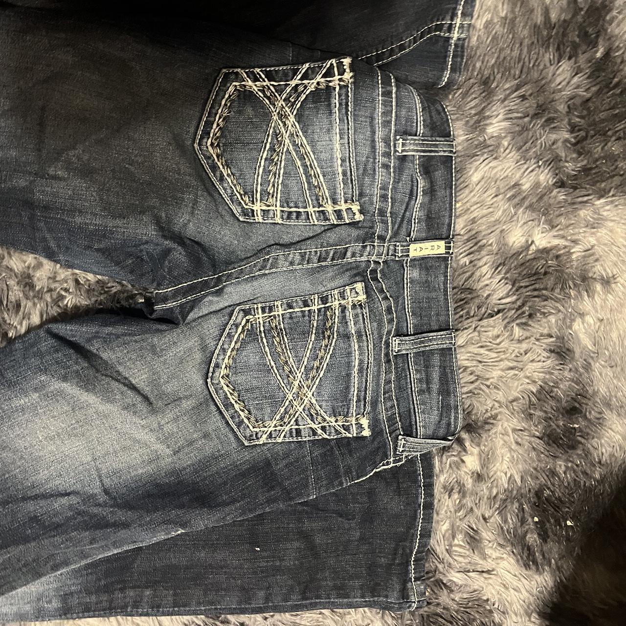 Ariat Jeans only been used a few times Size 27S - Depop