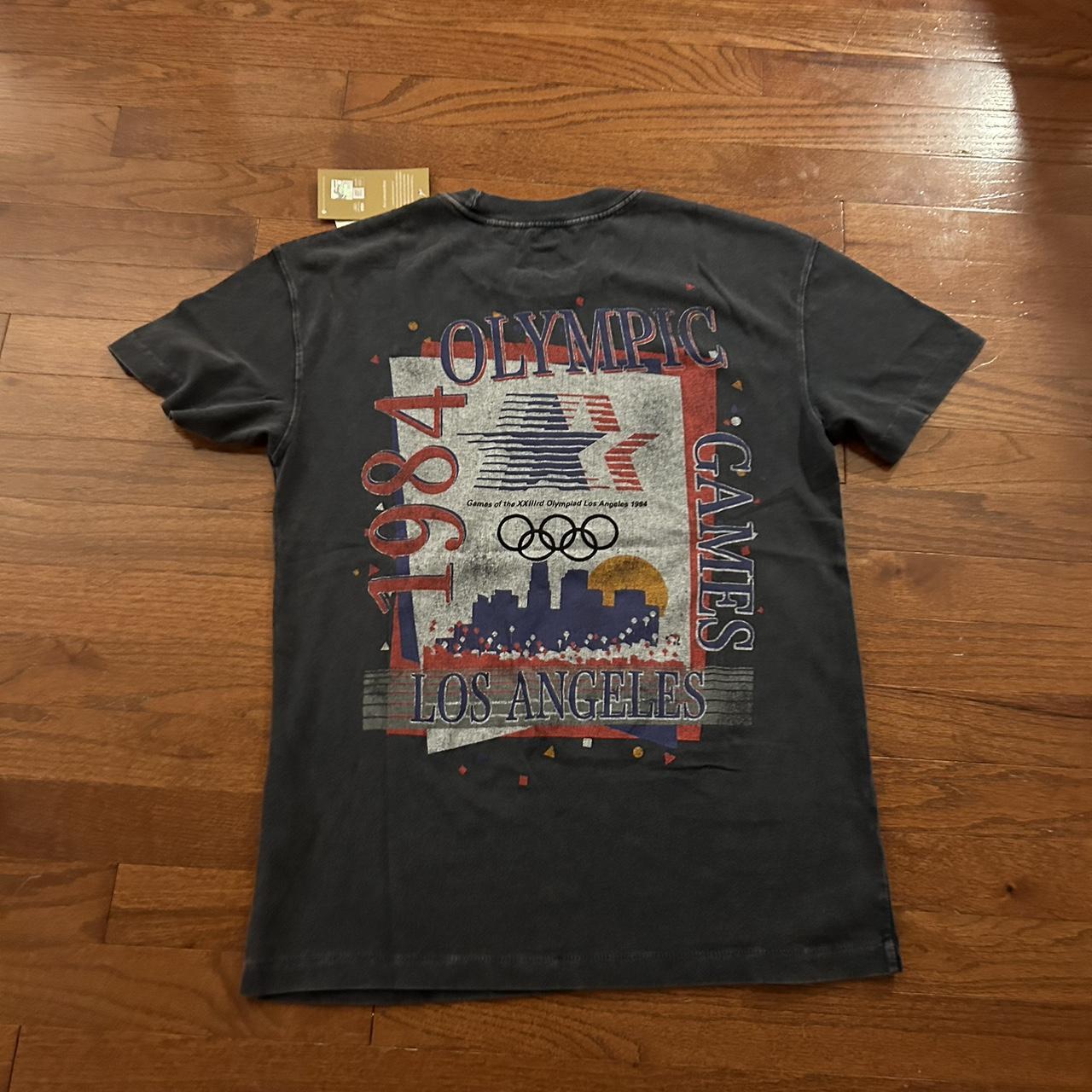 Abercrombie & Fitch graphic Tee XS Olympic Depop