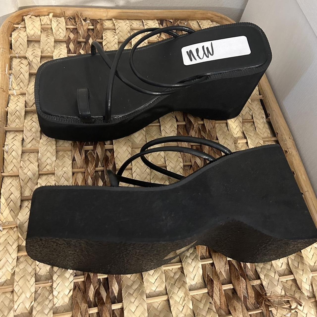 New black platform sandals - Depop