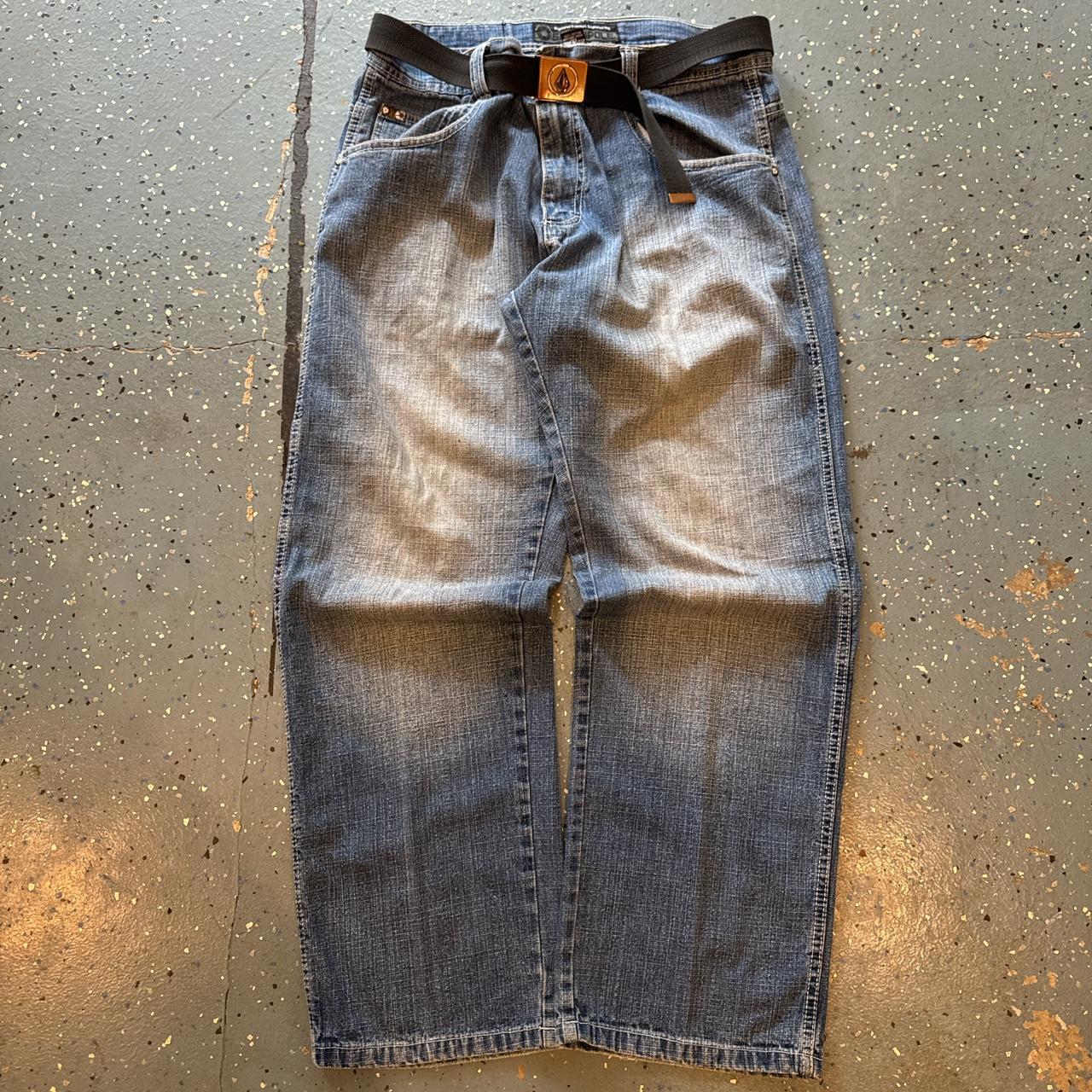 item listed by lizzyvint74