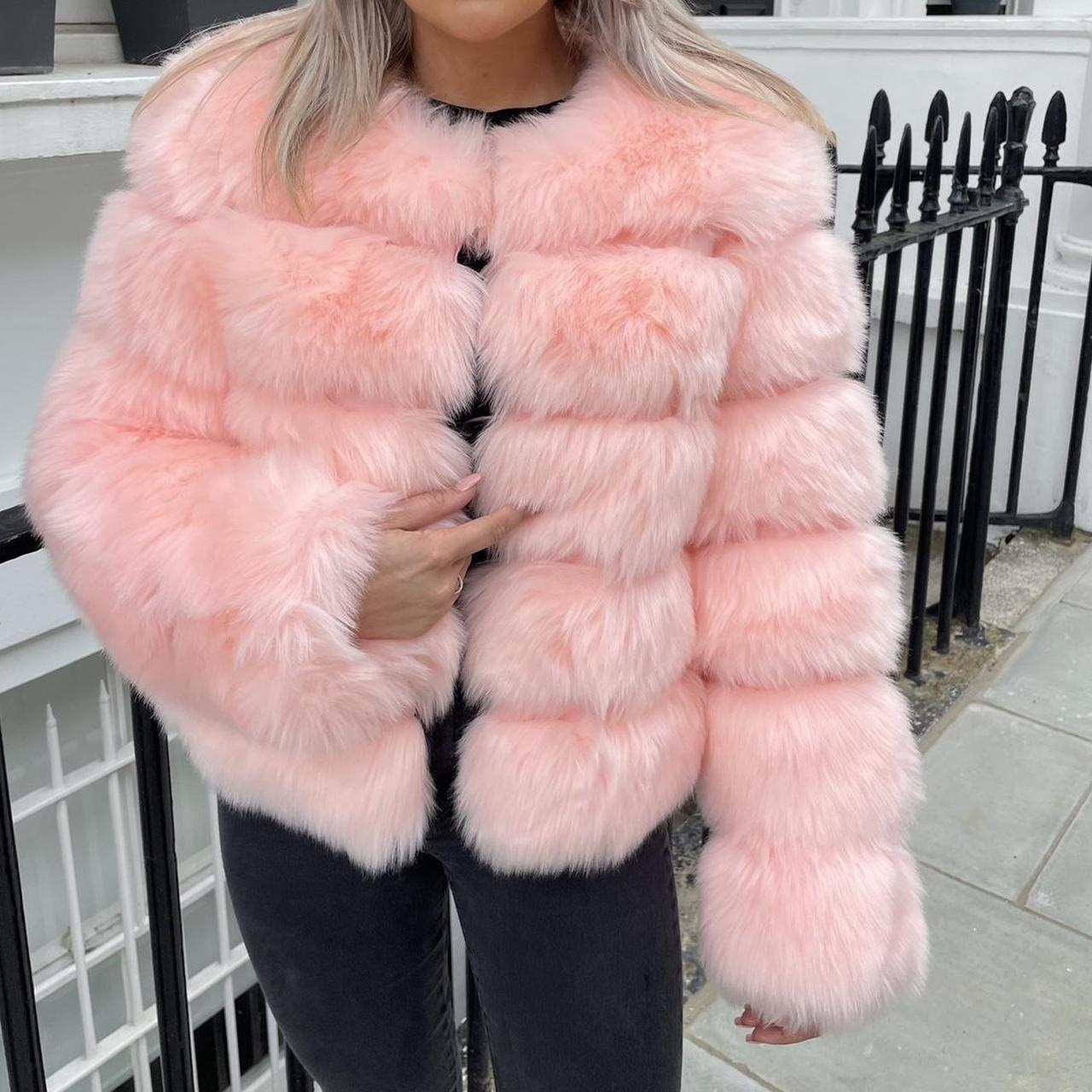Pink faux fur coat / heavy so shipping is £5 - Depop