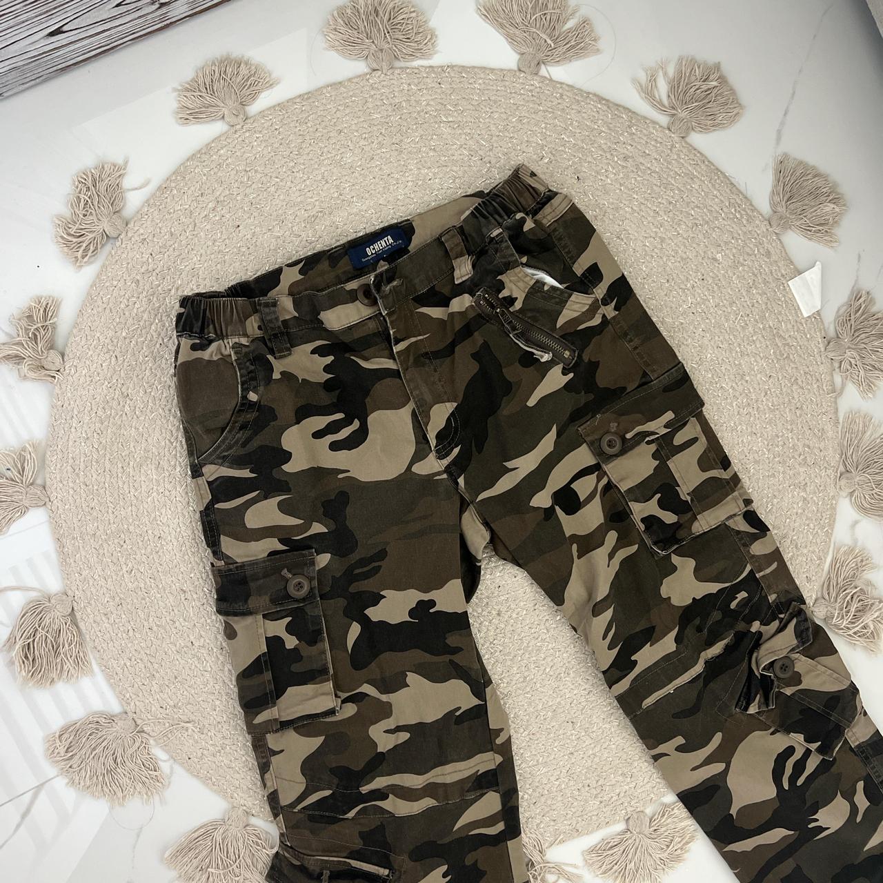 Ochenta camo cargos Size US 4 Pre loved but can be... Depop