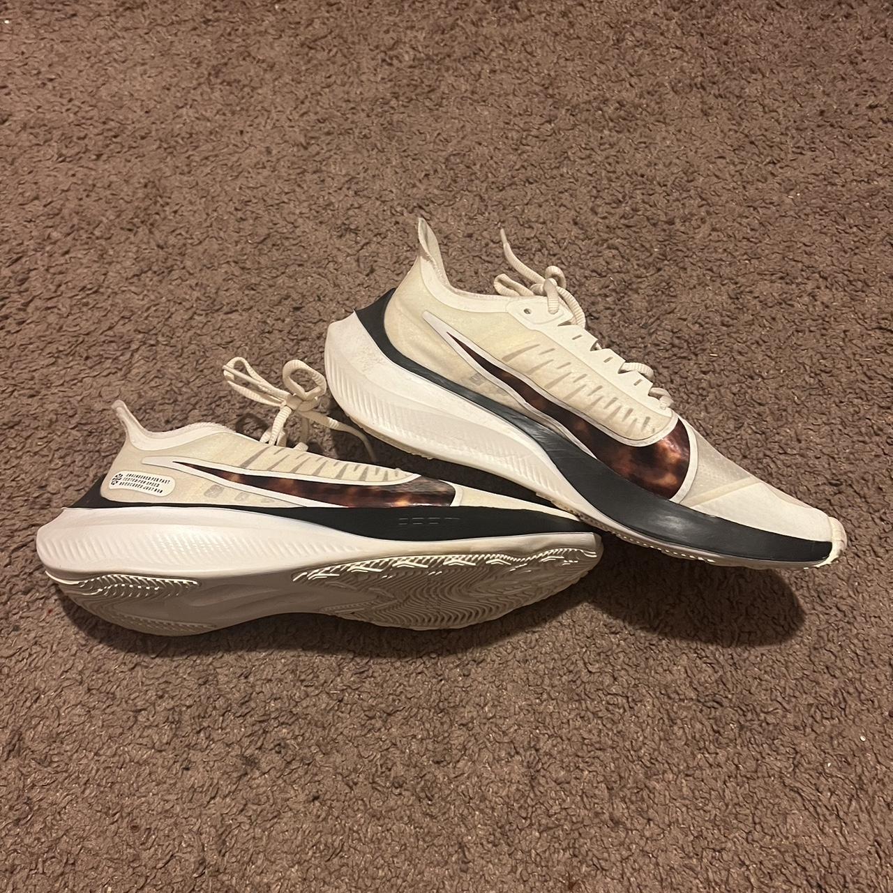 Nike zoom store gravity 2