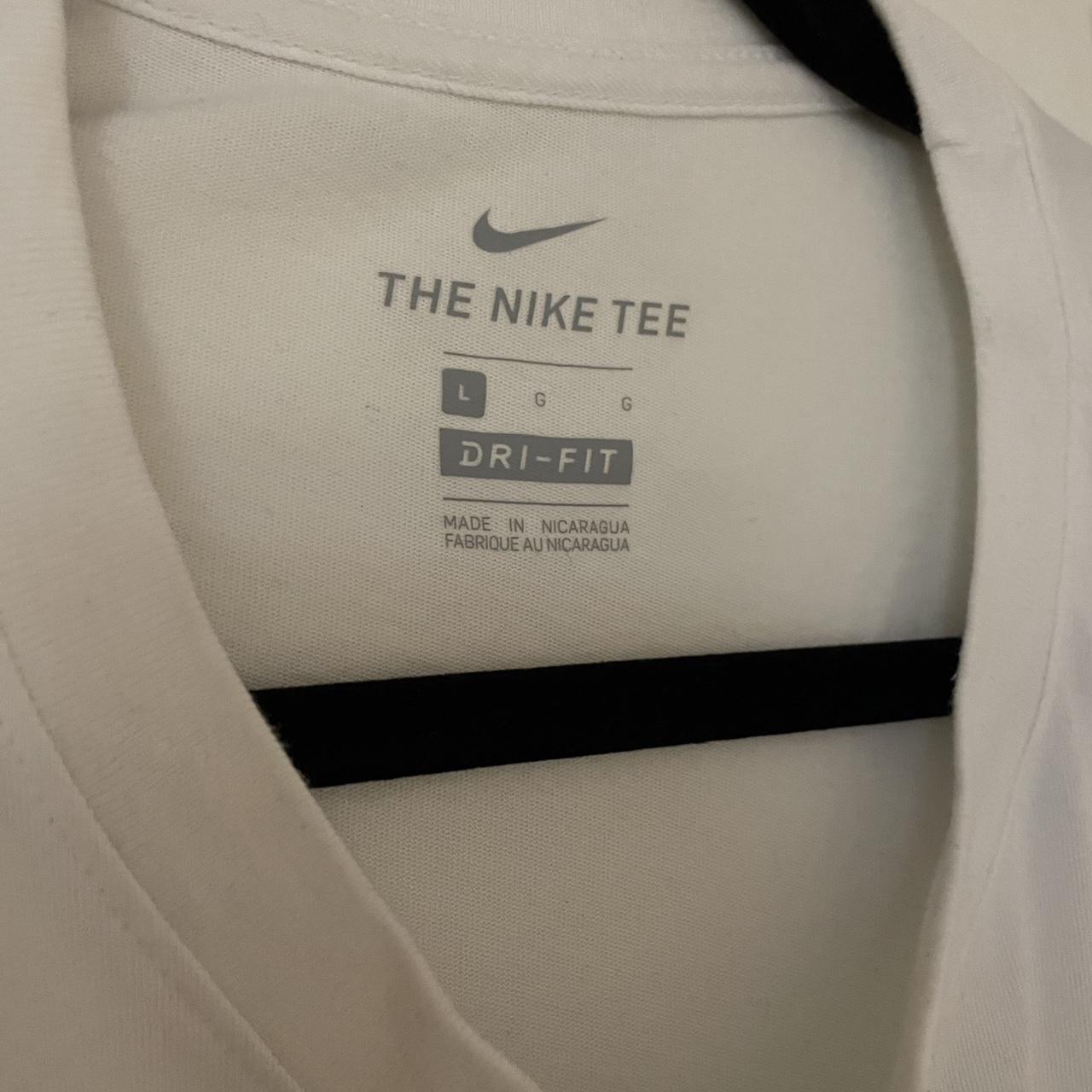 Nike Men's Blue and White T-shirt | Depop