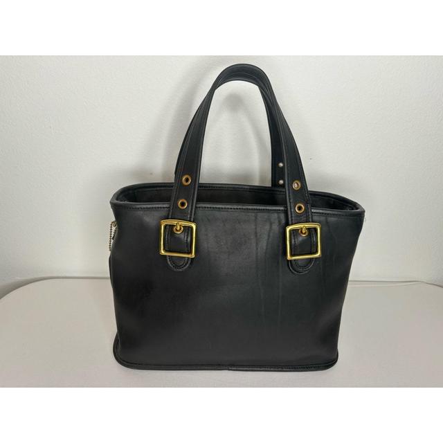 coach バッグe05q-8k10 COACH E05Q 8K10 Coach Hobo Signature Purse | Depop