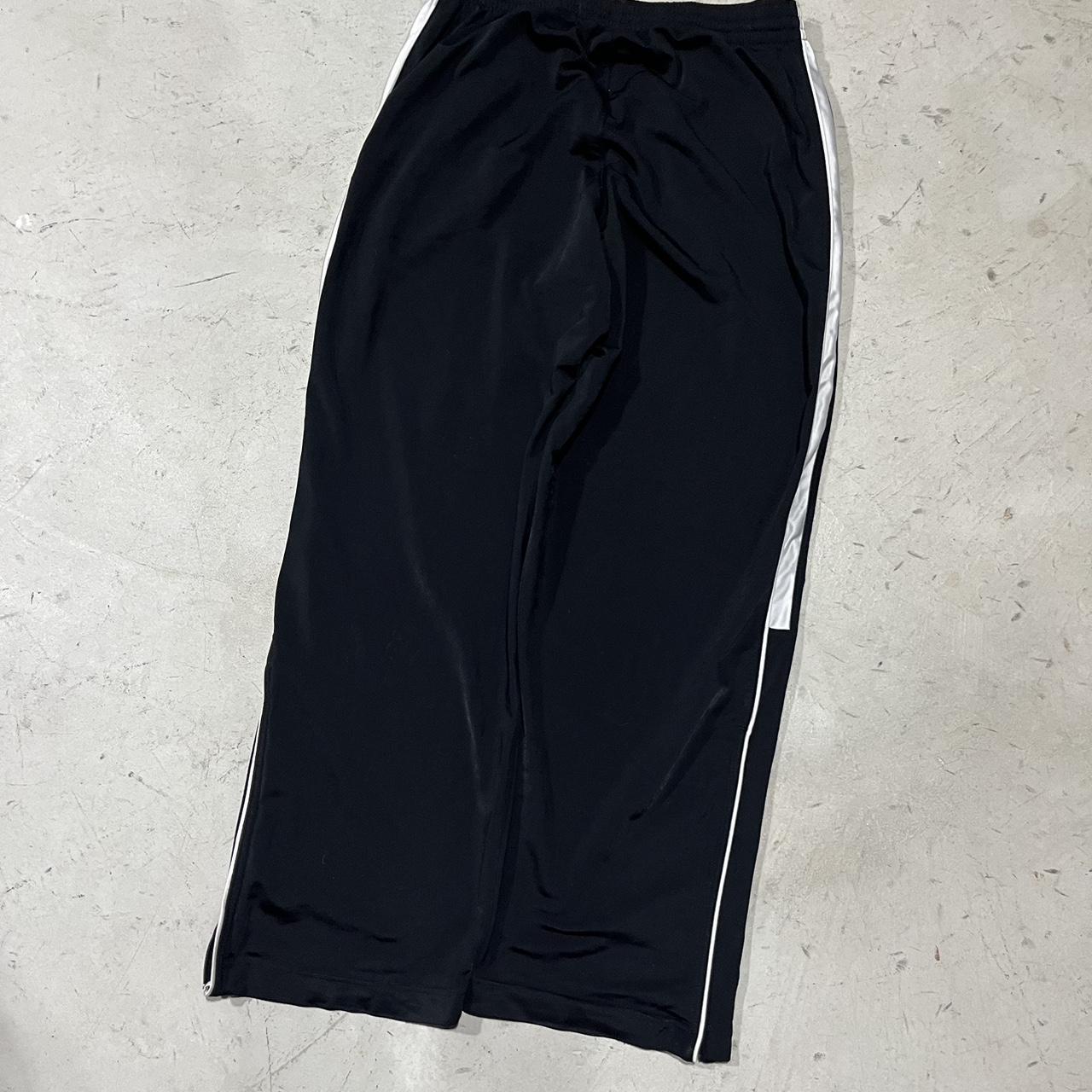 ajio nike track pants