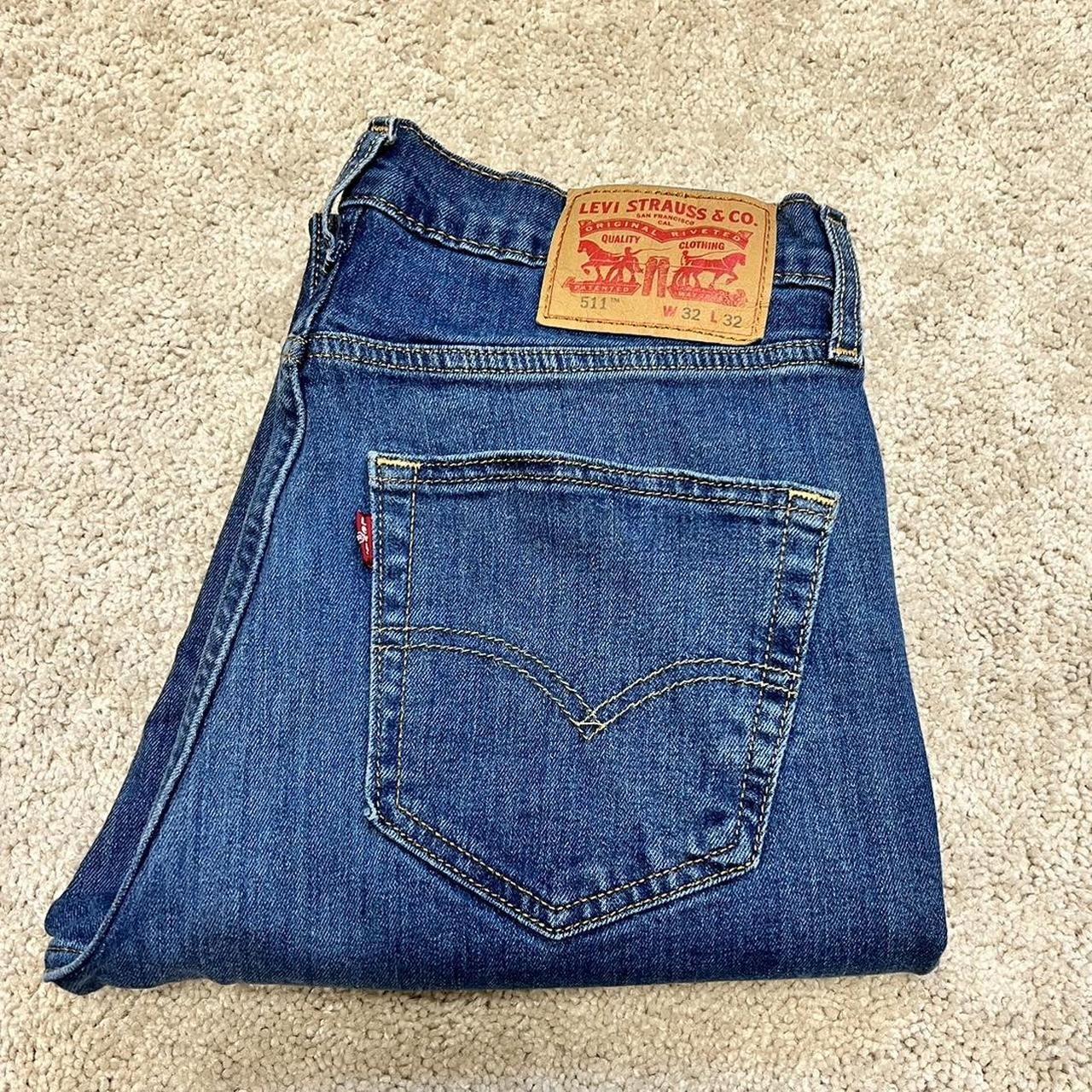 32x32 Blue Levis 511s Excellent Condition Leg. Depop