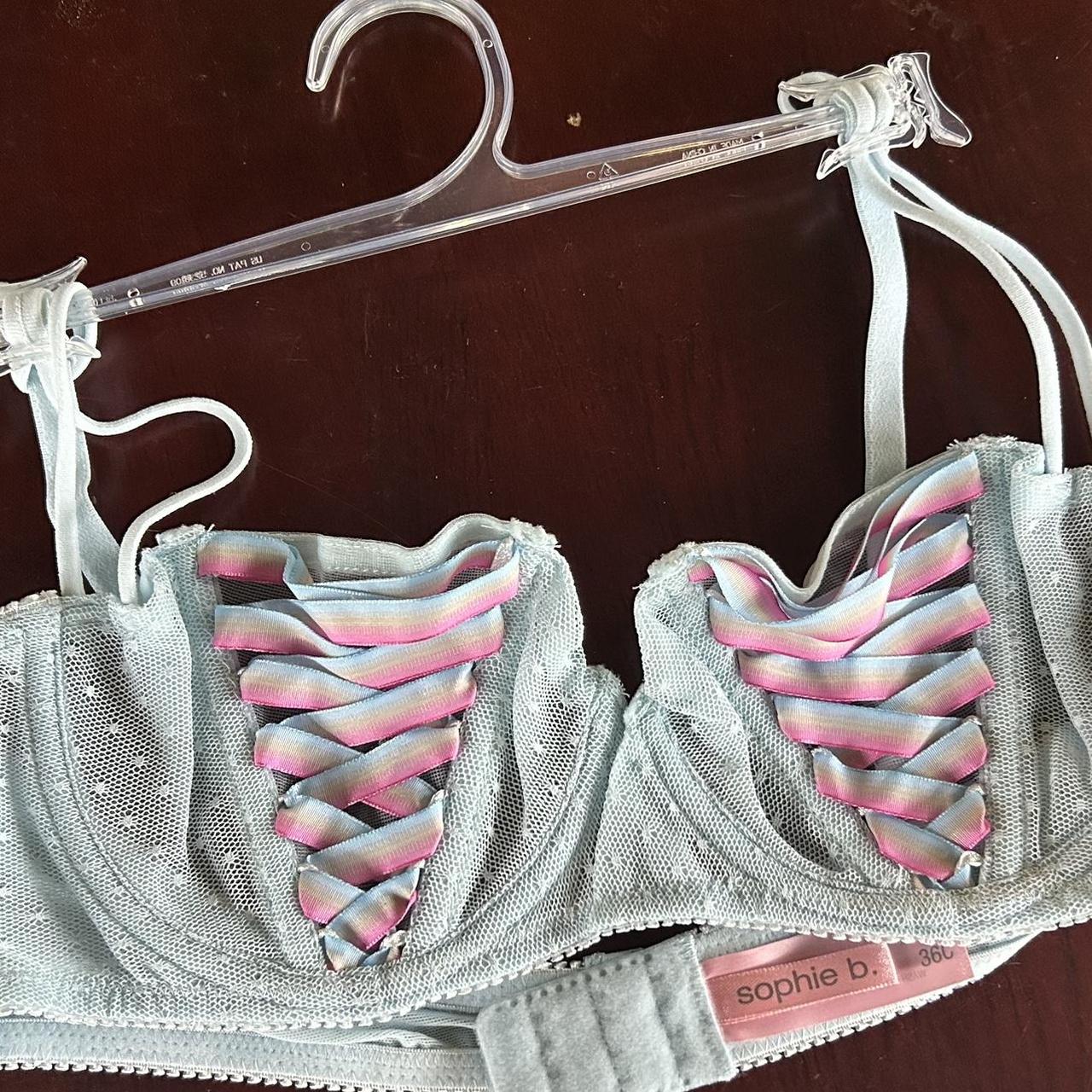 item listed by shannonmedina69