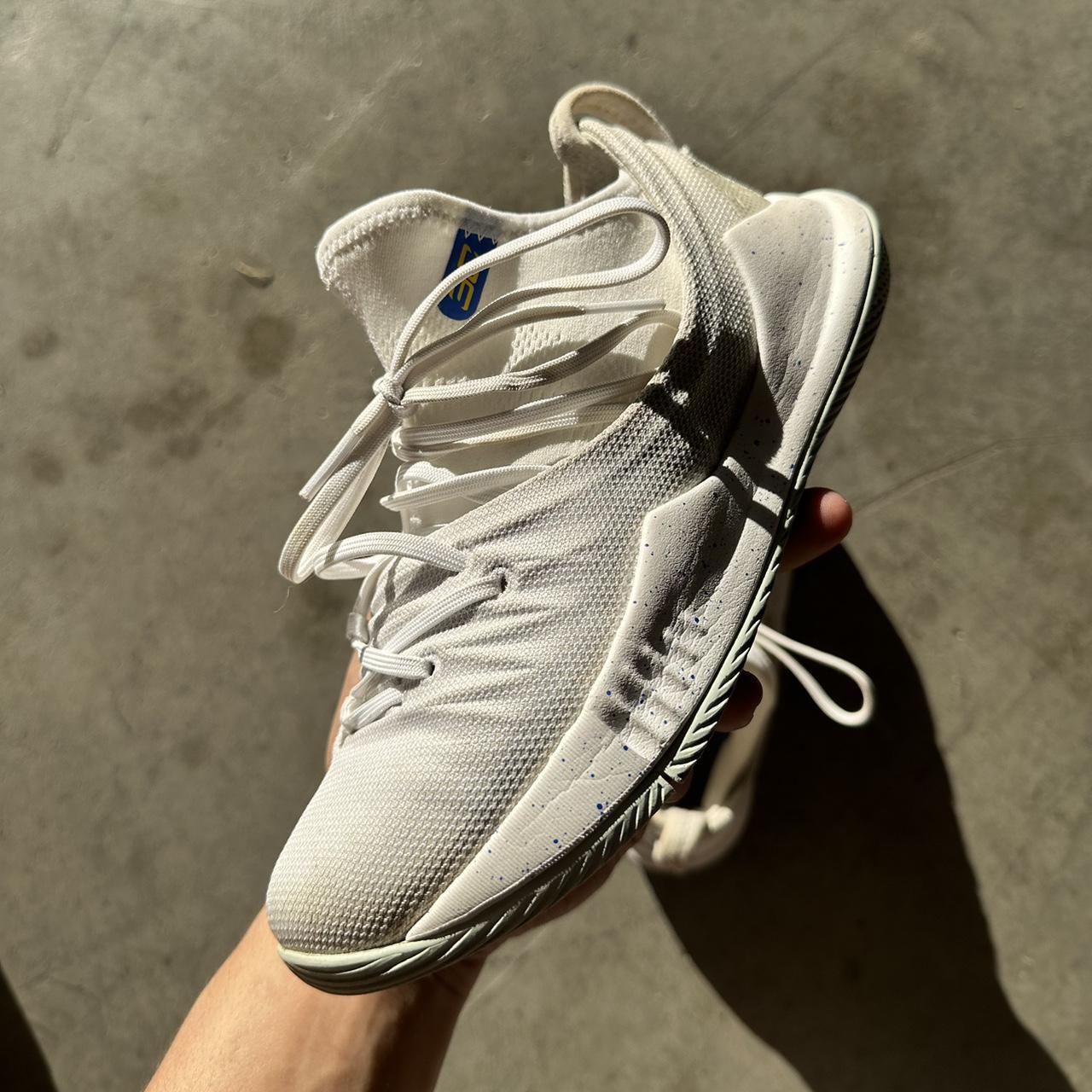 Curry 5 youth shoes best sale