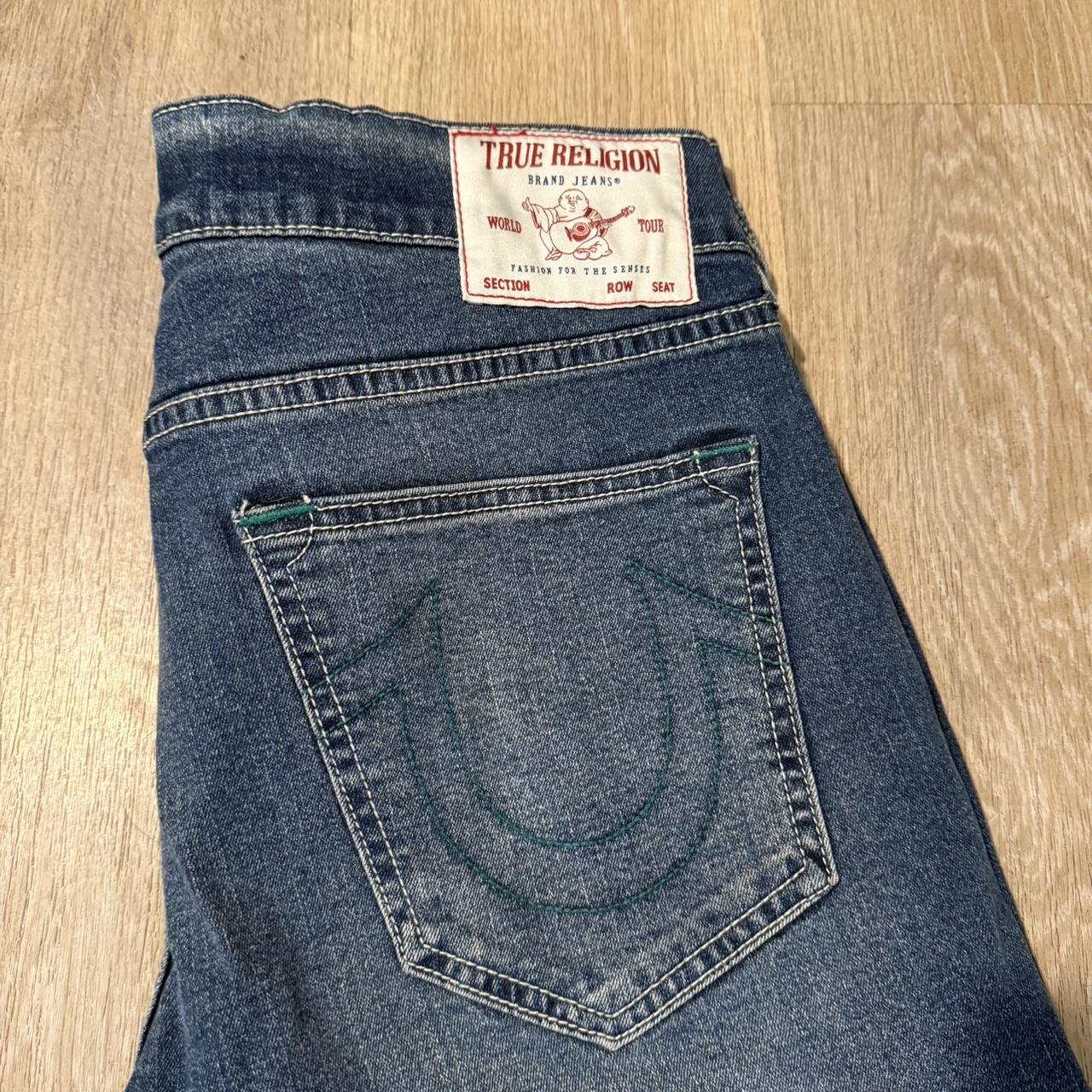 item listed by camzi2