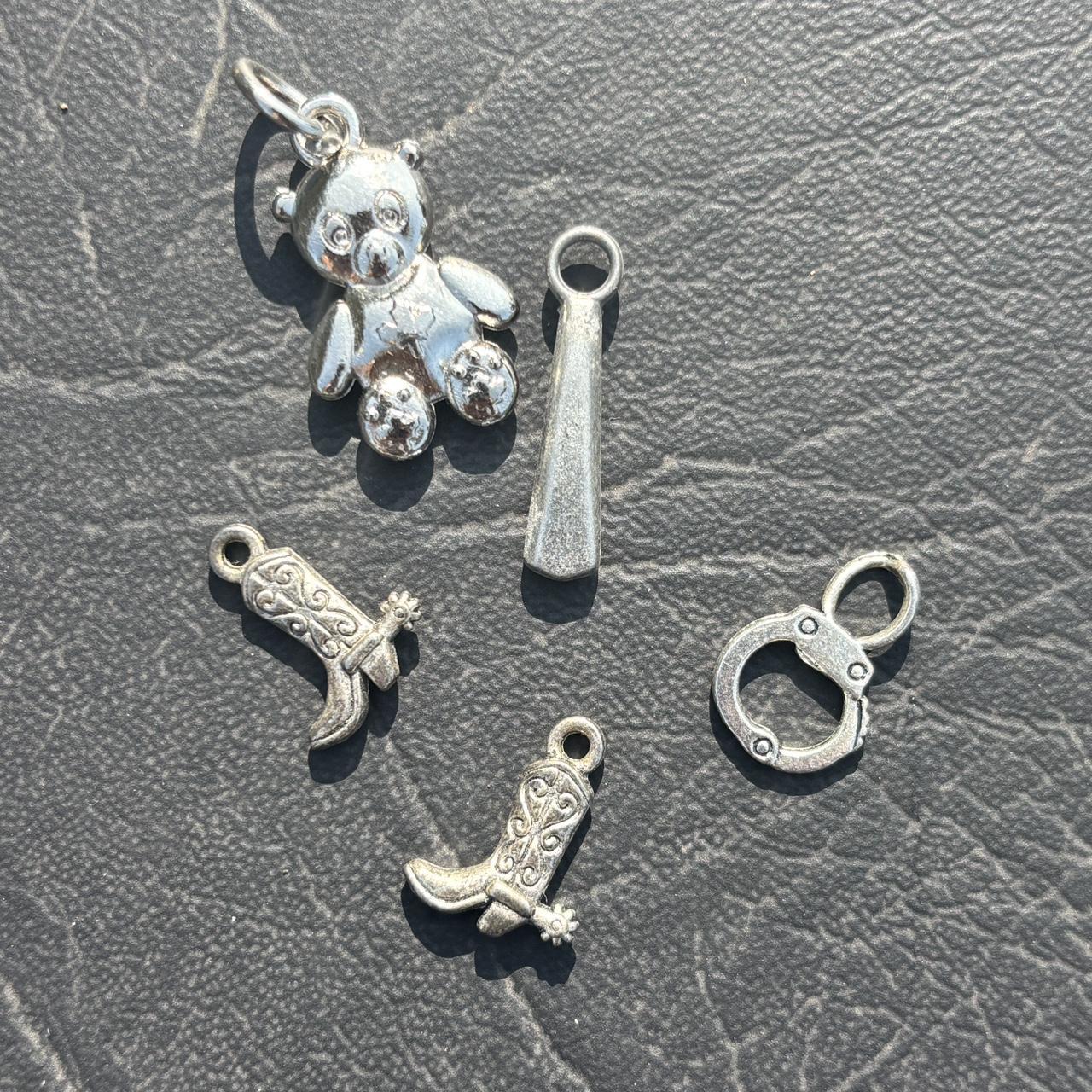 item listed by cayennesfinds