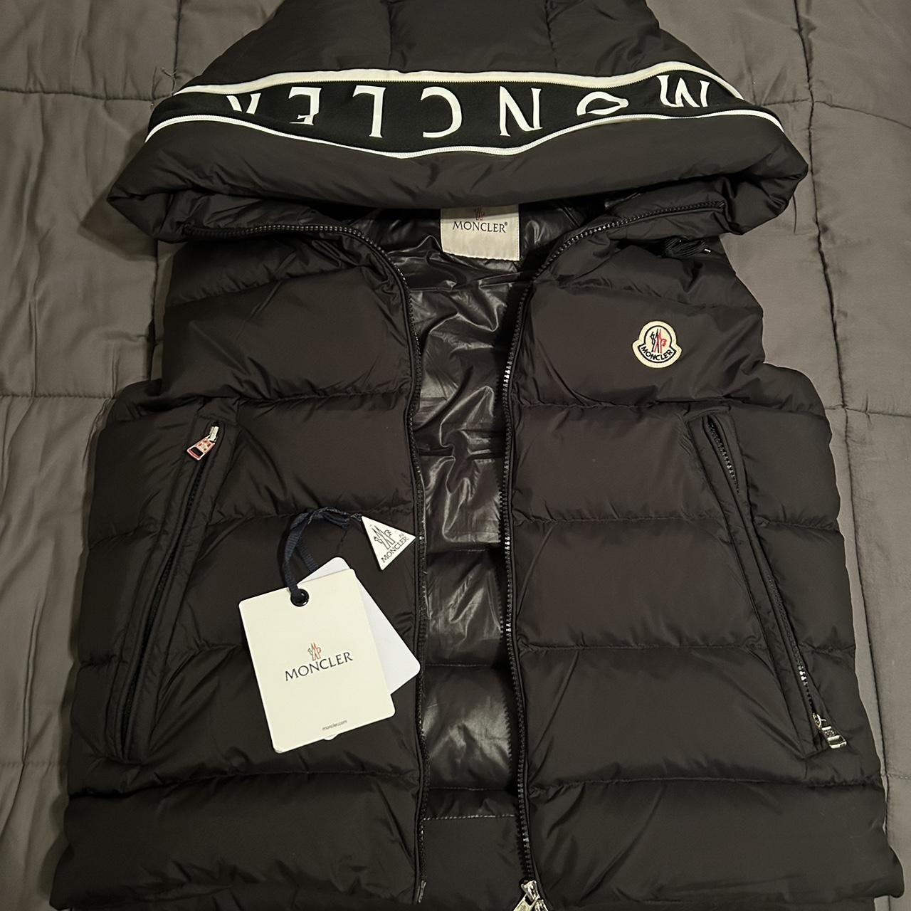 Cardamine Moncler Hooded Gilet Men's Moncler Cardamine Down