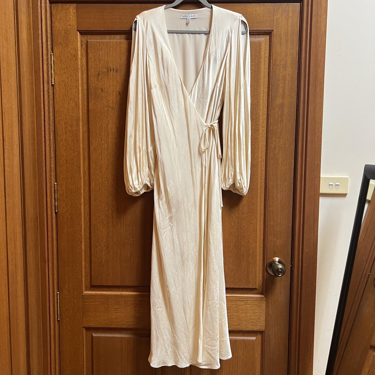 Shona Joy La Lune Wrap Dress Size 18 Ivory RRP $360... - Depop