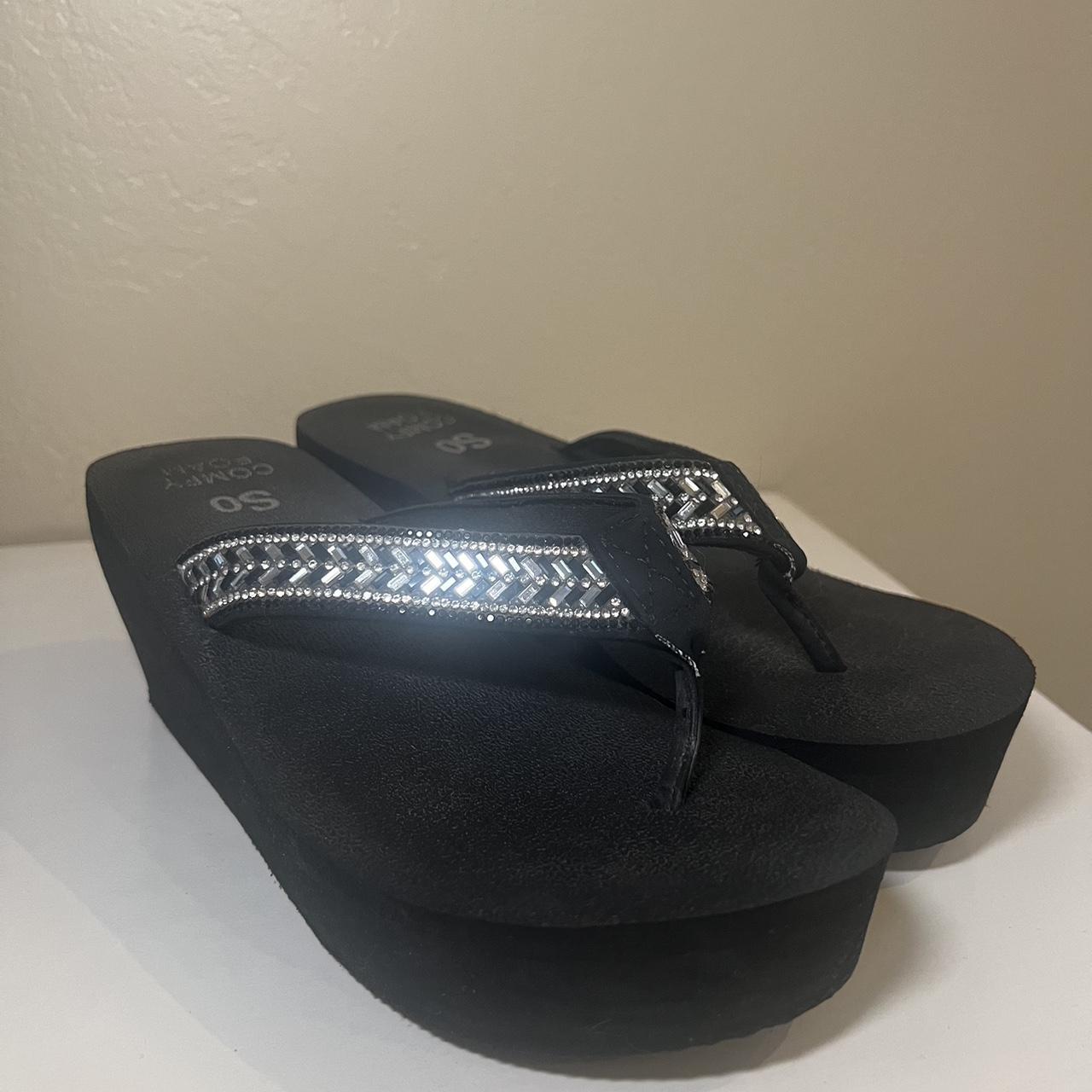 Platform flip-flops - Depop