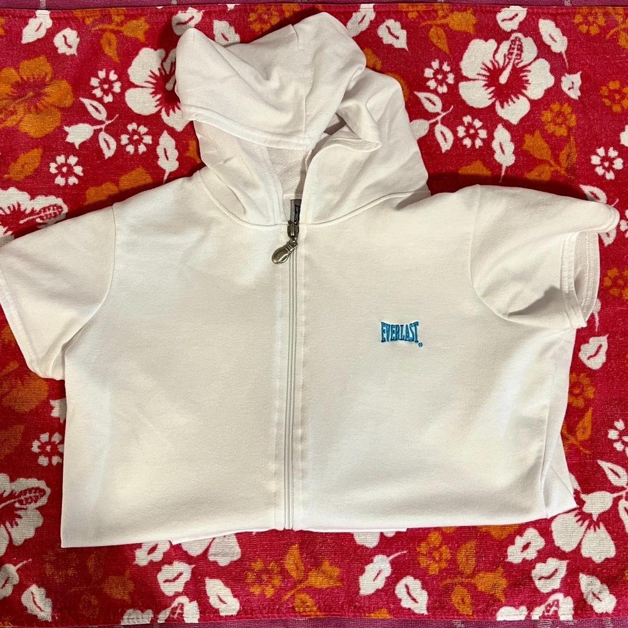cute white everlast blue zip up hoodie! Depop