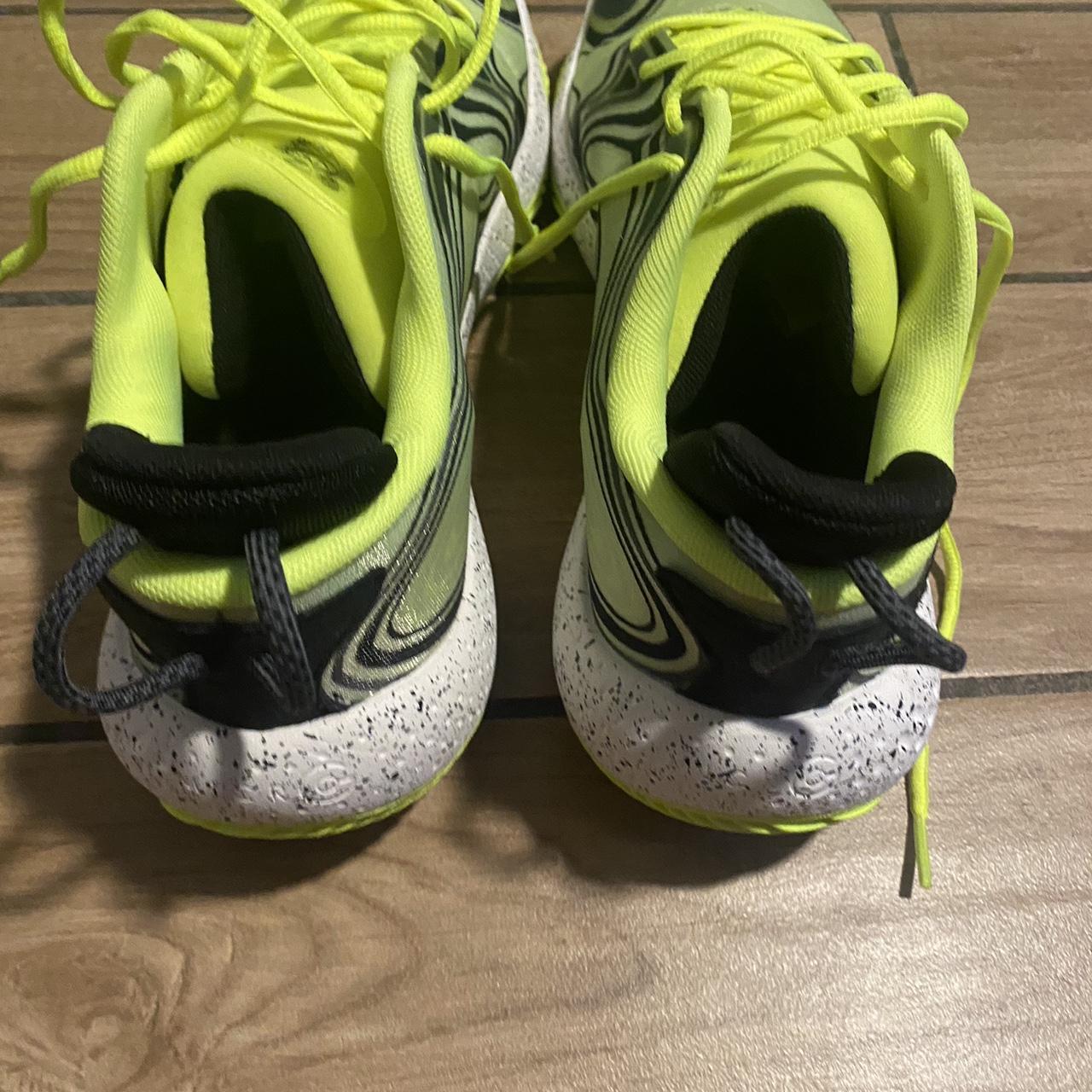 under armor basketball shoes