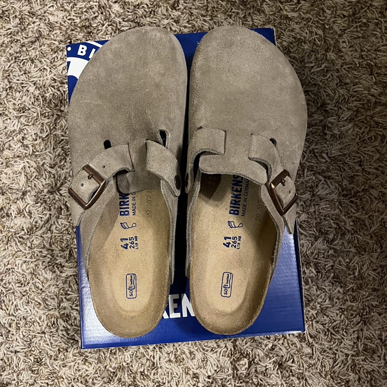 BRAND NEW Men S Birkenstock Clogs Taupe Size 41 Depop   P0 