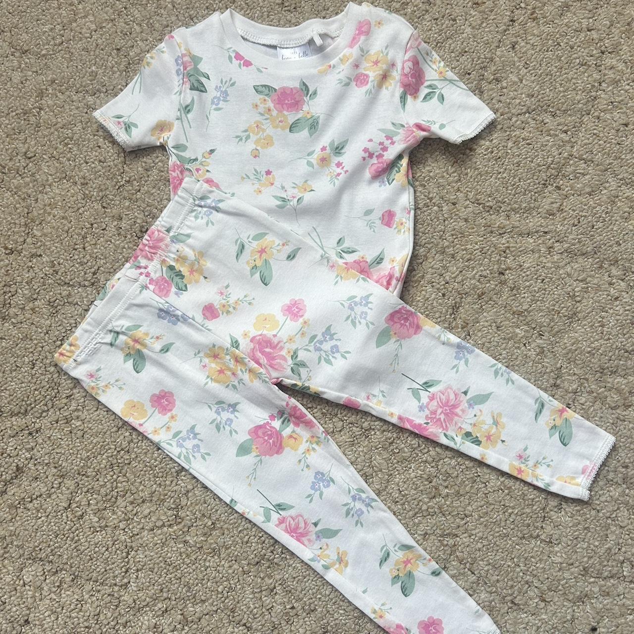 Tres Beau et Belle Toddler Set Size 4T Never... - Depop