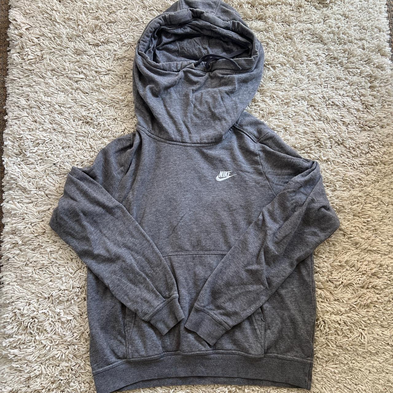 Grey Nike sweatshirt. Women’s medium - Depop