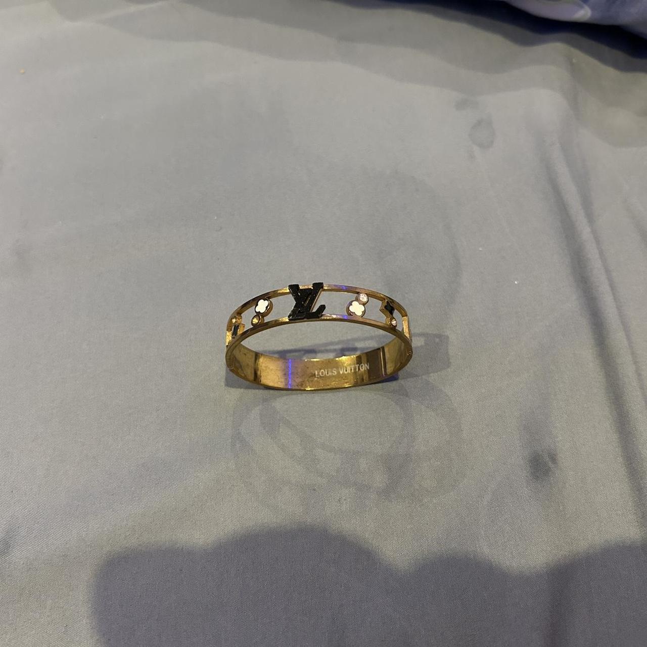 item listed by raise876