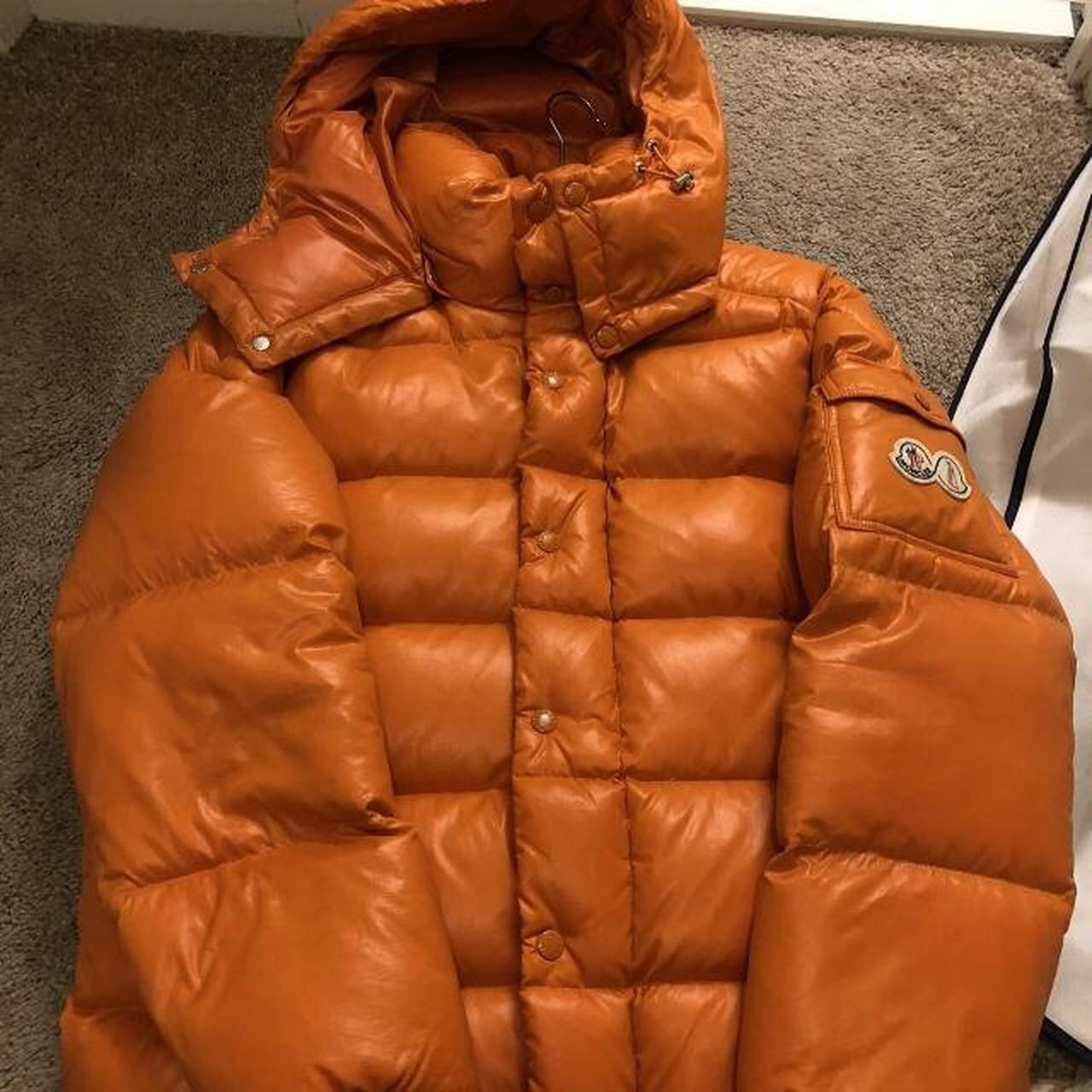 Moncler dervaux outlet orange