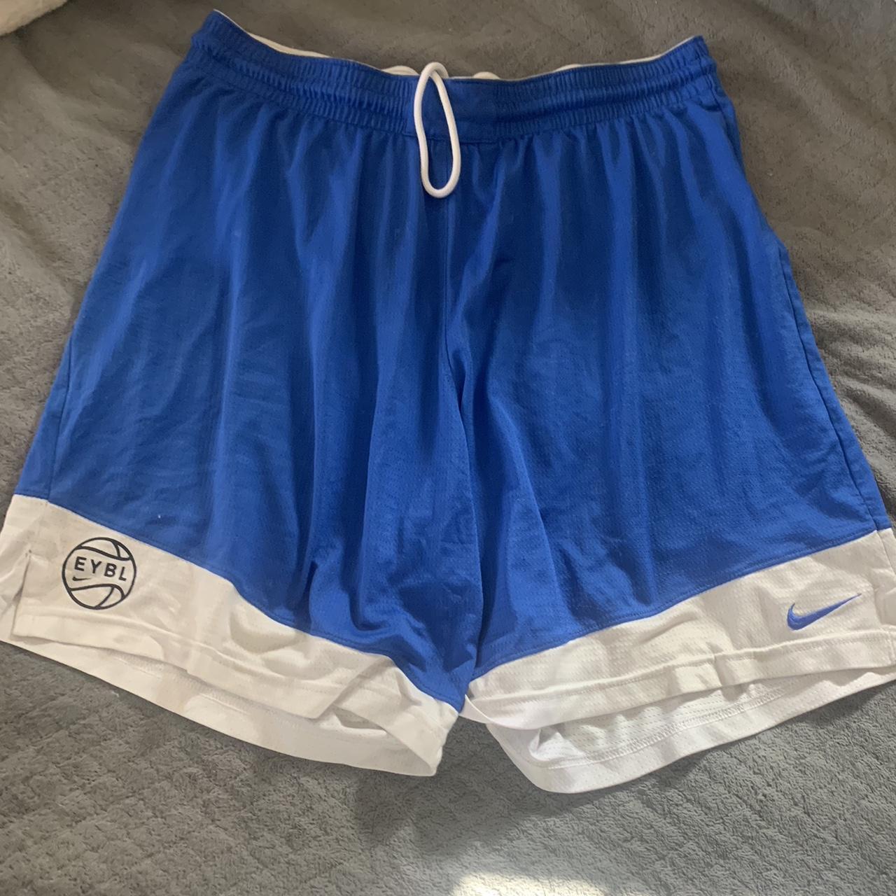 Nike EYBL shorts top