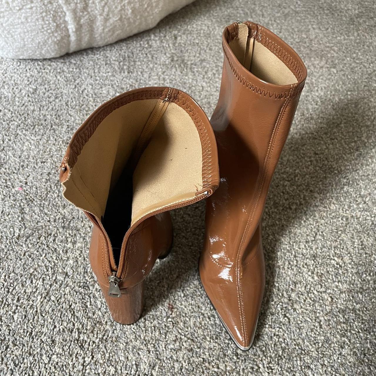 toe punt football boots