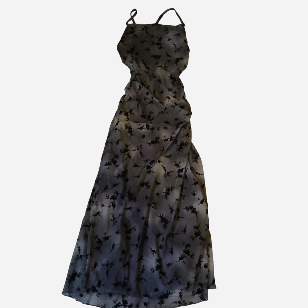 item listed by sar3enaa