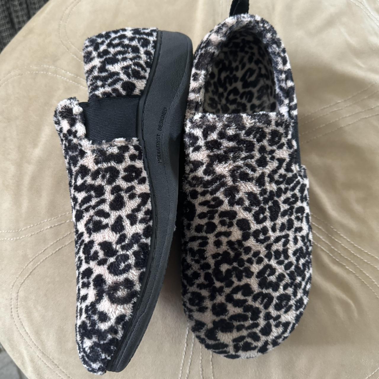 vionic cheetah shoes