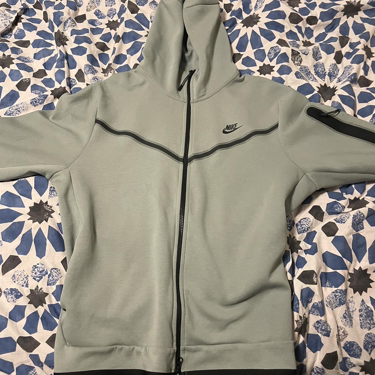thermal green nike