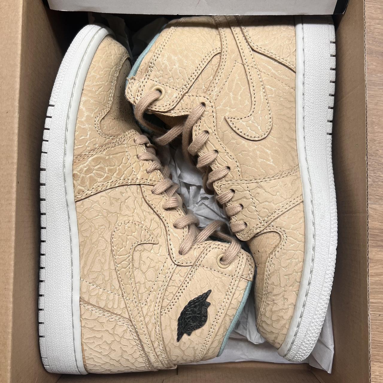 foot locker jordan 1 size 5