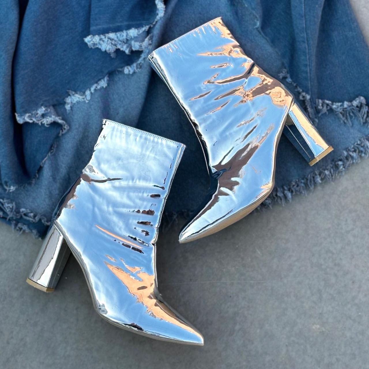 Space Cowgirl boots mirror silver Size 10 No. Depop