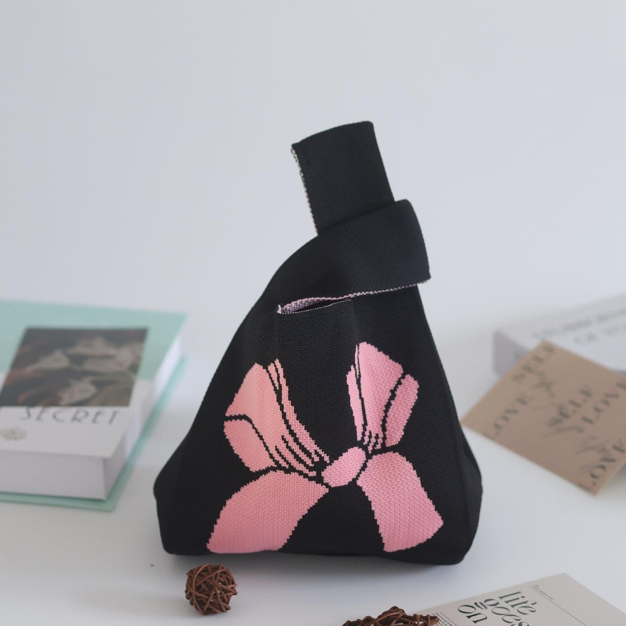 item listed by smilepearl