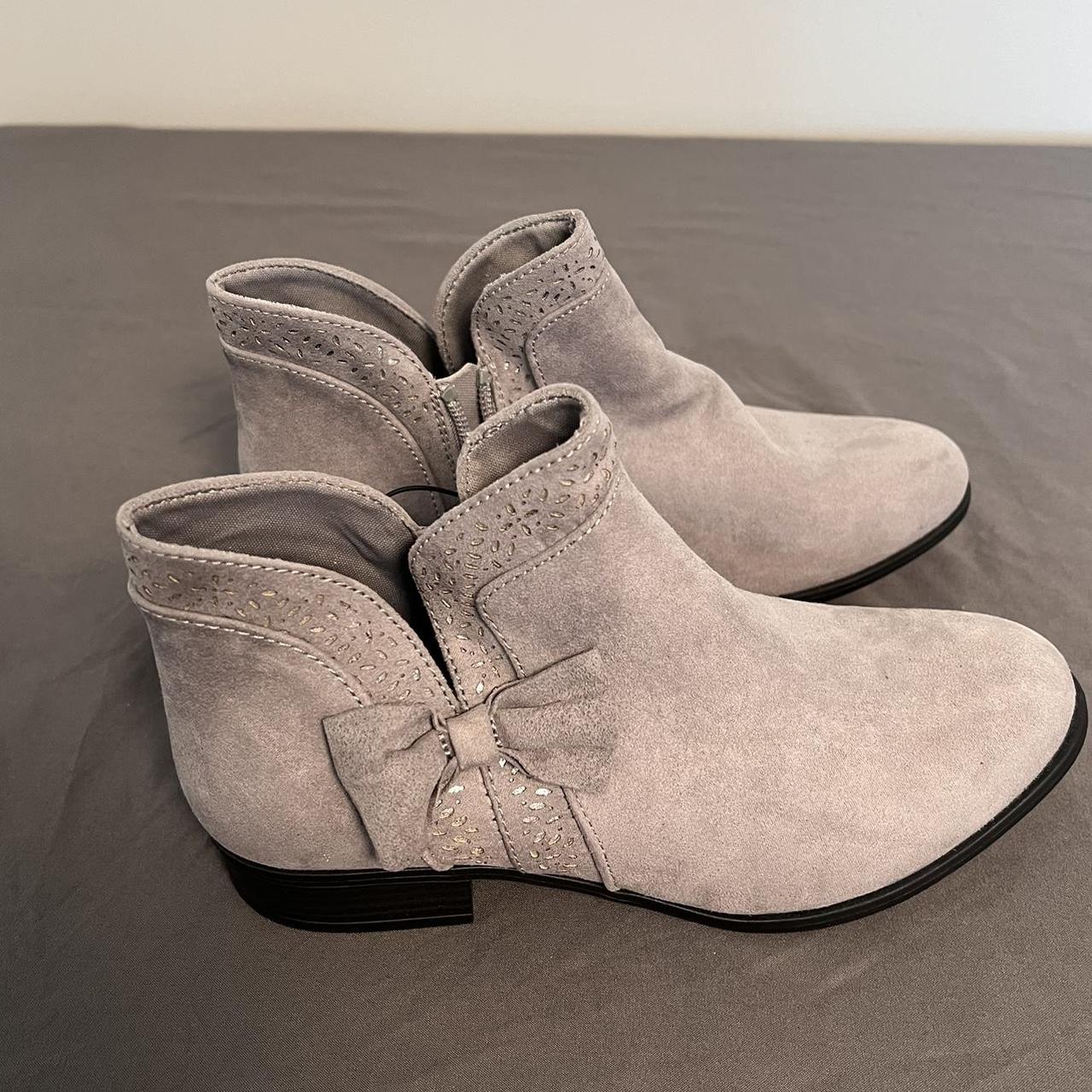 Kohls grey shops boots