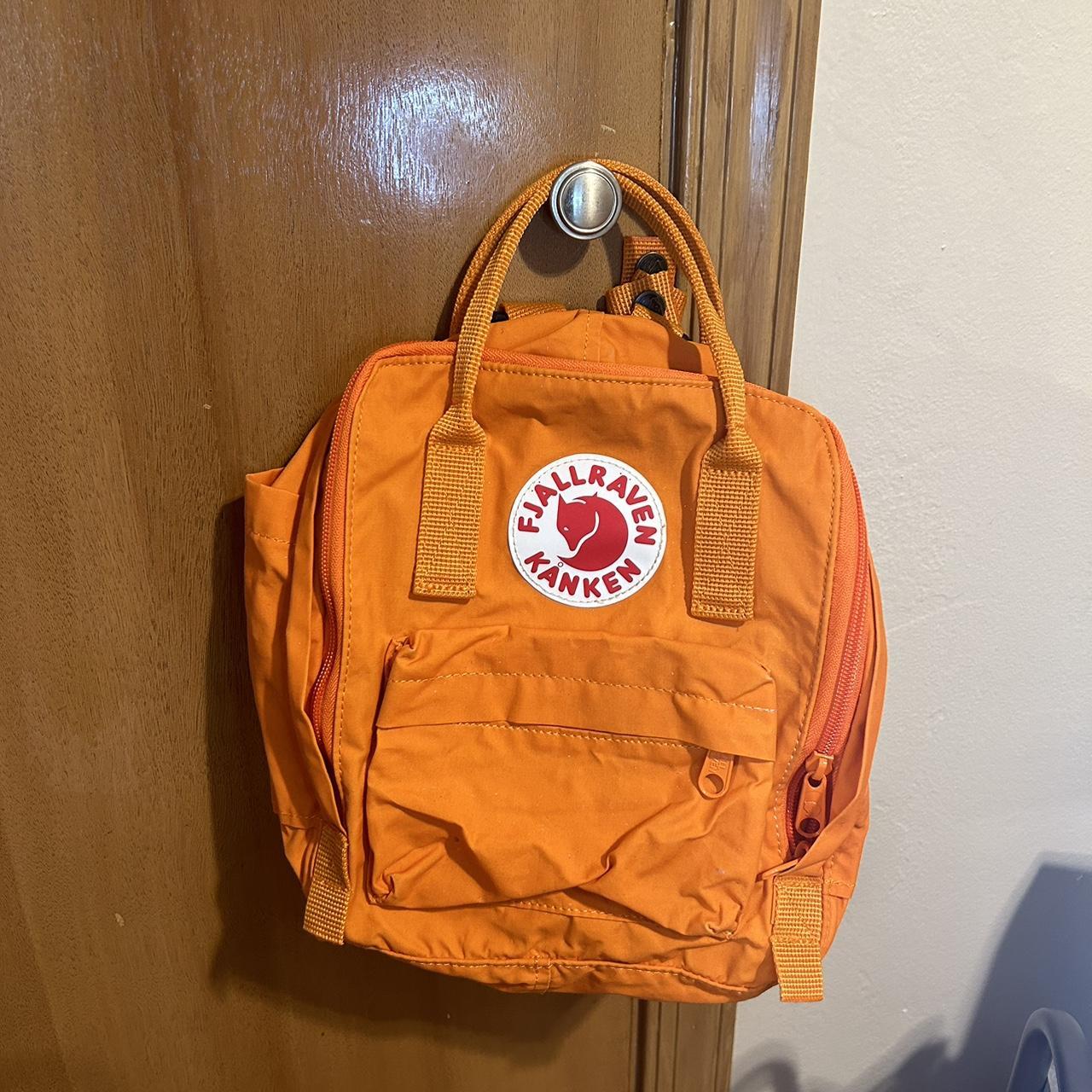 fjallraven kanken backpack No stains or signs of use