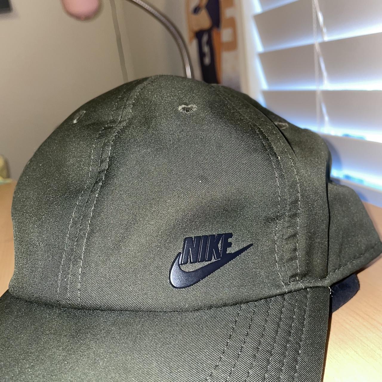 volt green nike hat