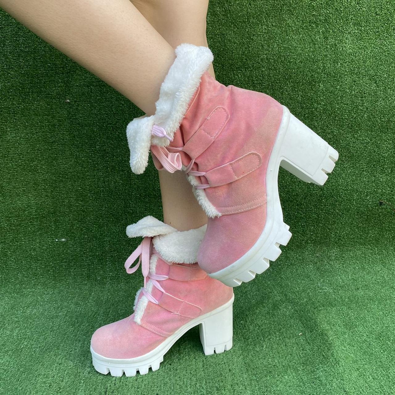 Vintage y2k snow bunny platform boots🐰sz 7 women’s w... - Depop