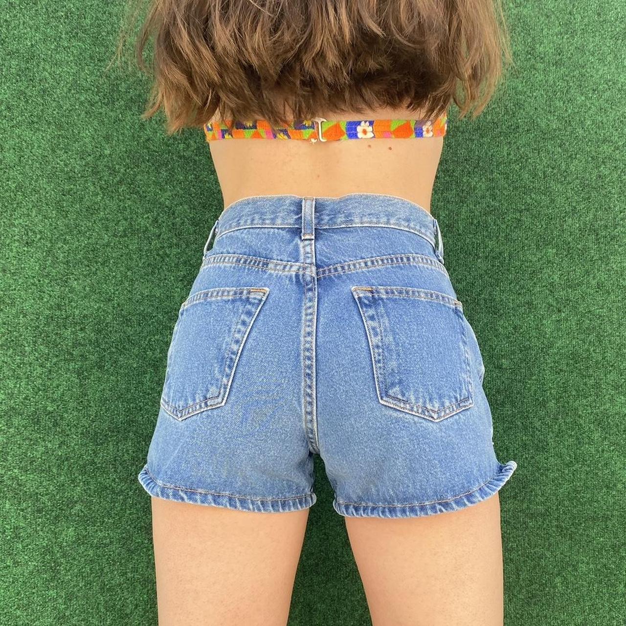 Gap Women's Shorts Depop