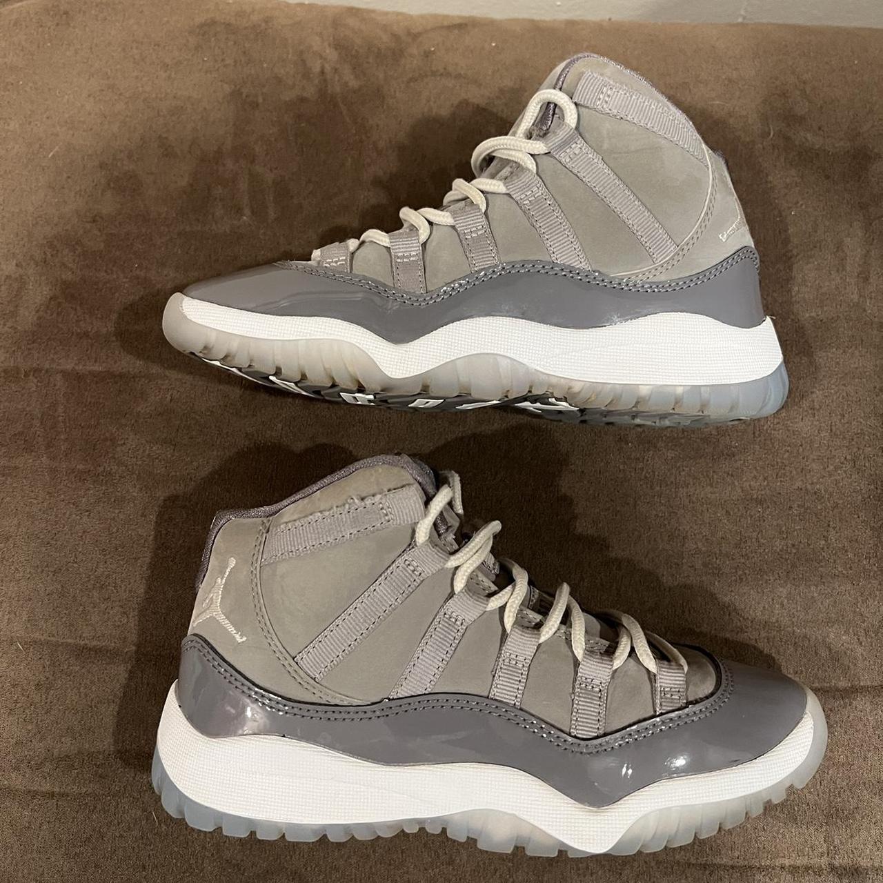 jordan11 grey