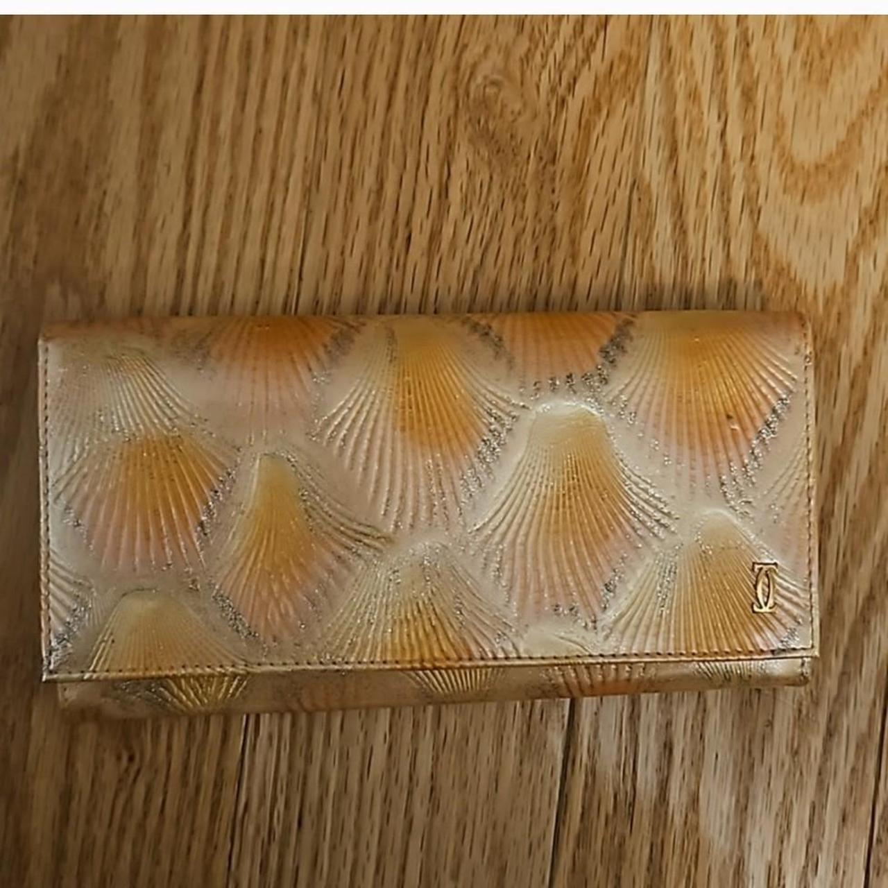 item listed by evelynsch