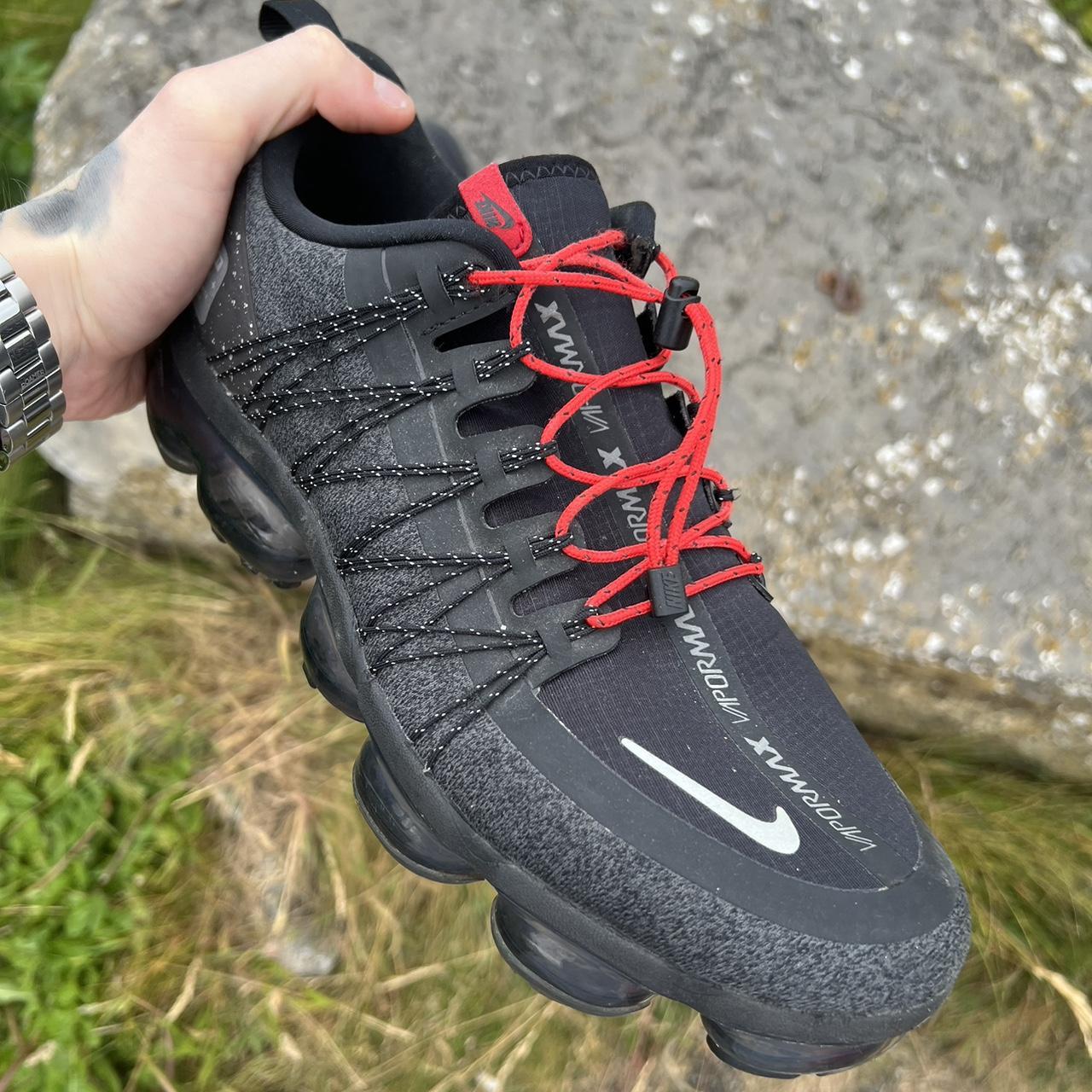 nike vapormax utility store black and red