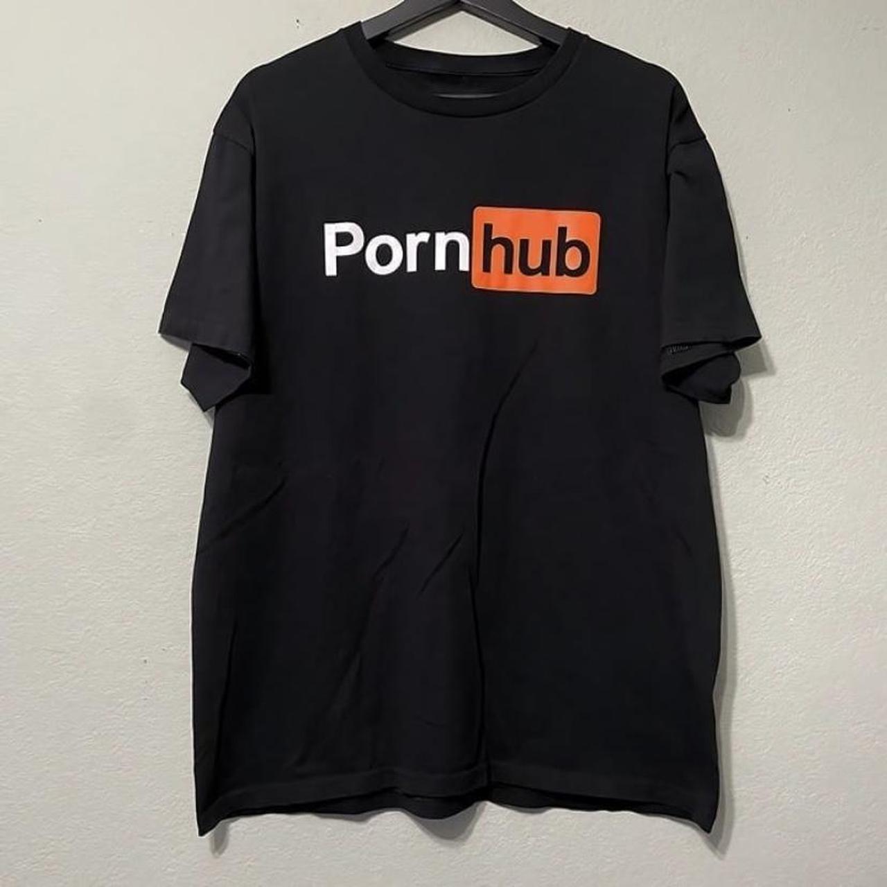 Pornhub shirt baggy , I worn this once to school and...