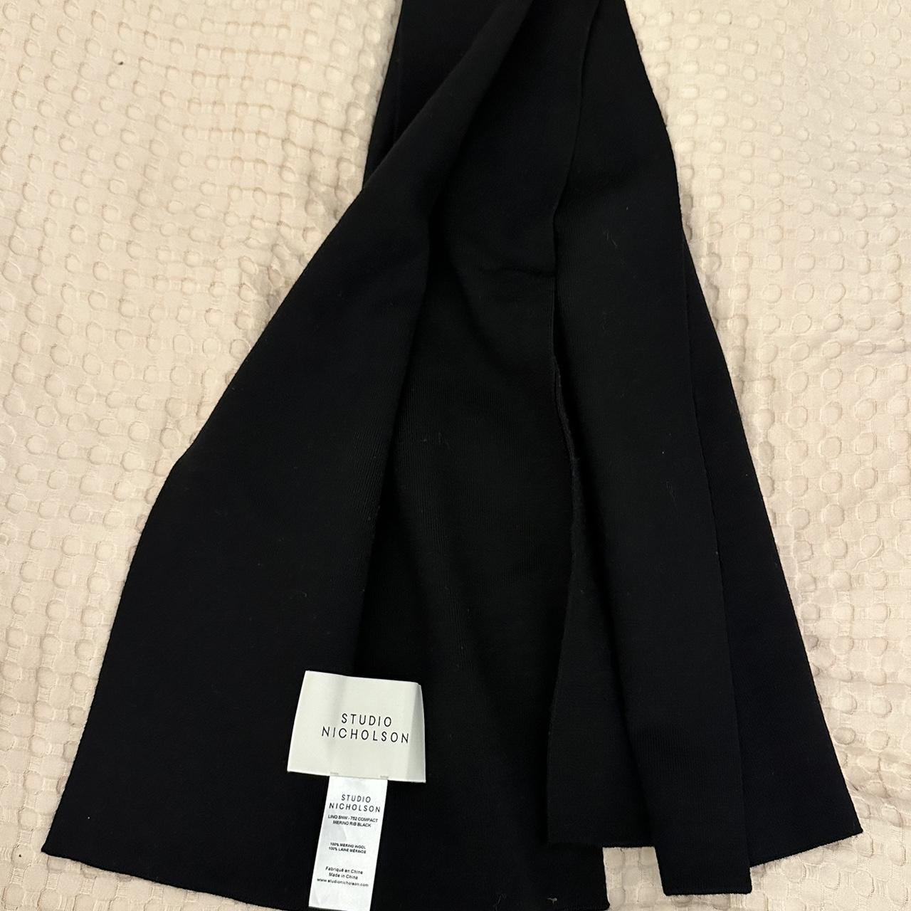 小物 STUDIO NICHOLSON DOUBLE FACED WOOL SCARF Badou Scarf in Dark Grey | Wool Scarf | Studio Nicholson