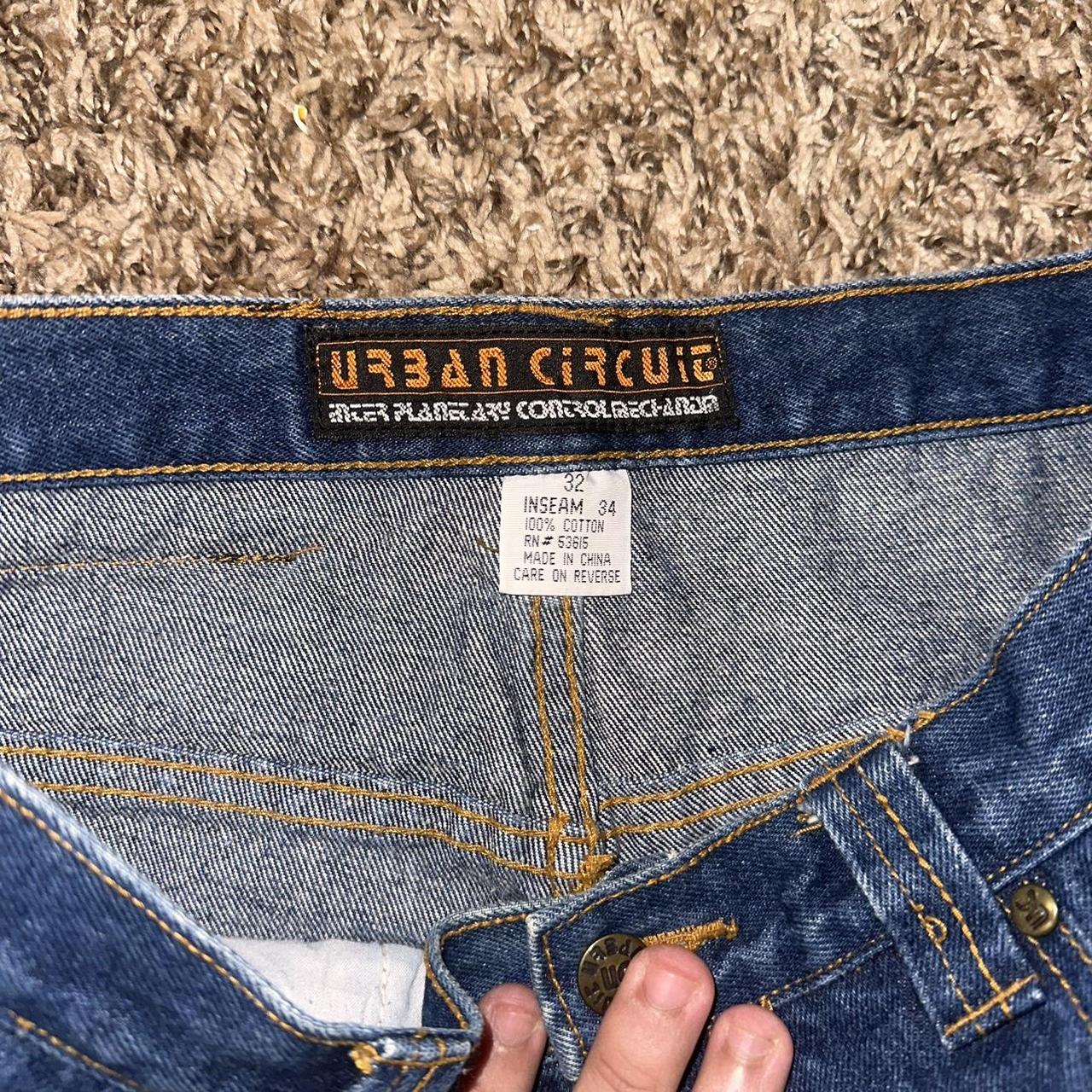 Vintage 90s y2k baggy jeans. Awesome zipper pockets... - Depop