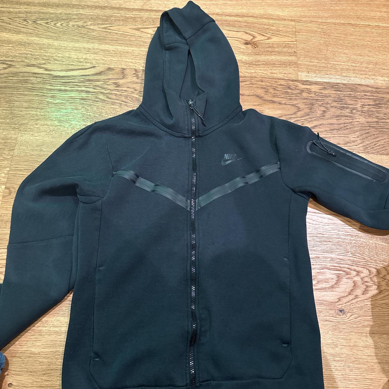 black nike tech hoodie men